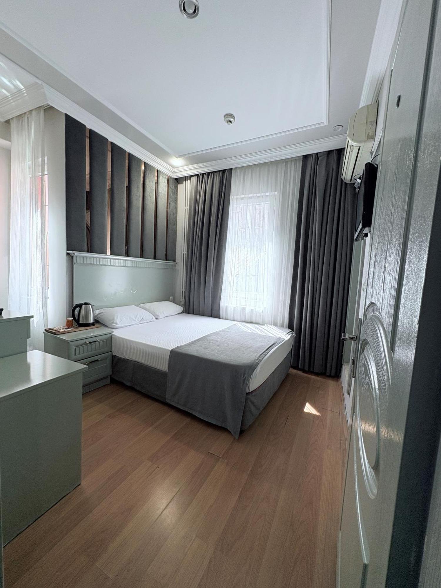 Grand Hurriyet Hotel Estambul Exterior foto